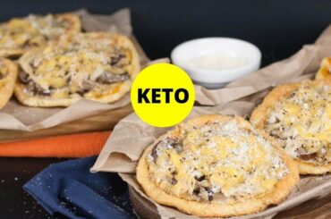 Collagen Cloud Bread Pizzas - Low Carb Keto-friendly Recipe
