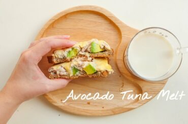 Avocado Tuna Melt Sandwich | Simple Breakfast Recipe | Healthy Comfort Food Cooking Diary | 鱷梨金槍魚三明治