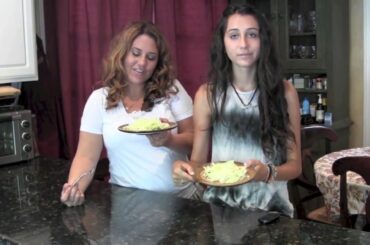 How to make a Healthy No-Mayo Coleslaw Salad Recipe | MmGood.com