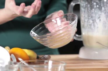 Healthy Recipes: Banana Yoghurt Mousse with Fruit Salsa