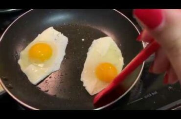 What I Eat in a Day: College Student Breakfast