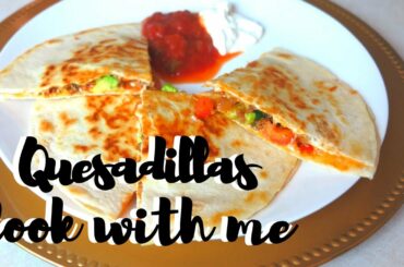 Cook With Me | Quesadillas | Easy Dinner Ideas| Family of 5 Meals