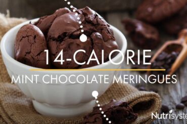 14-Calorie Mint Chocolate Meringues