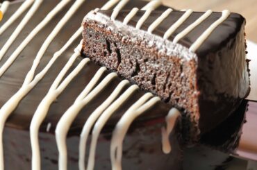 Easy Chocolate Cake Recipe By Food Fusion