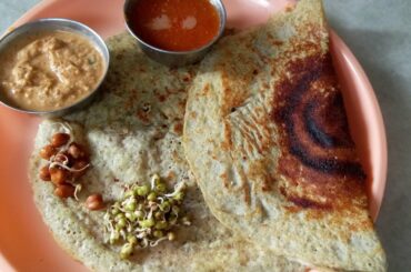 మొలకెత్తిన గింజలతో దోసెవేసుకోవటం/Healthy Breakfast Sprouts Dosa Recipe/Moongdal&Chanadal Dosa/Pesara