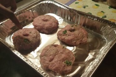 RECIPE FOR DELICIOUS TURKEY BURGERS| Healthy too