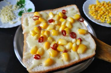 Golden corn Chilli cheese toast | bread snacks | quick n easy bread ka nashta | kids lunch box ideas