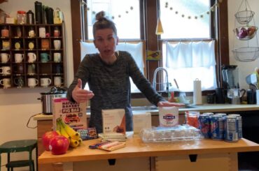 A Single Girl’s Gotta Eat: 10 Healthy Snack Ideas