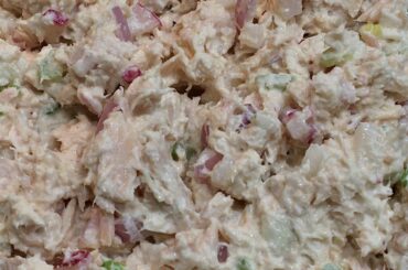 HOW TO MAKE TUNA SALAD || HEALTHY TUNA SALAD