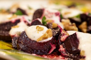Patzarosalata: Greek Beetroot Salad