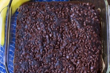 Chocolate Banana Snack Cake - Secretly Healthy!