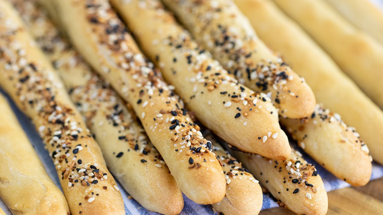 Kritsinia: Greek Breadsticks Kritsinia: Greek Breadsticks