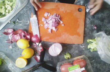 Man VS Salad. Loose weight faster