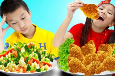 Wendy and Andrew Learn to Share Food and Pretend Cook Toy Food