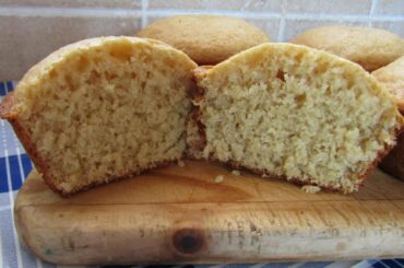 Honey Muffins (break breakfast ideas) (light and fluffy) (organic honey) | Just Anya