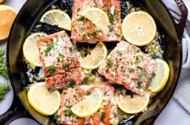 How to Make Healthy Lemon Garlic Salmon