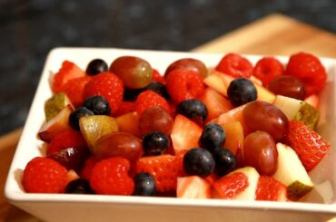 Lunch Time  Fruit Salad Recipe | How To Make The Best Fruit Salad  At Home For Lunch ChefRicardo !!