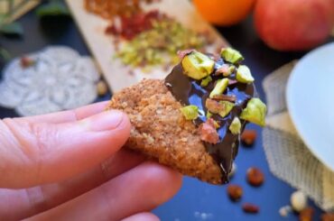 Vanilla Shortbread Biscuits | Healthy Refined-Sugar-Free Treats