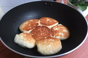 বাচ্চাদের জন্য প্যানে তৈরি বন রুটি । Healthy Dinner Bread Recipe no Oven । Healthy Baby Food