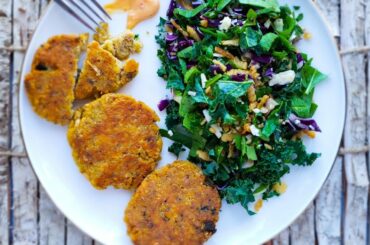 How To Make Salmon Cakes - Quick and Easy Dinner Idea