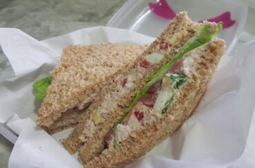 TUNA SANDWICH : EASY AND HEALTHY LUNCH !!