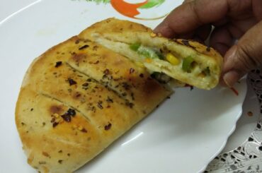 Cheesy Stuffed Garlic Bread | Stuffed Garlic Bread Recipe | Ghare's kitchen