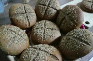 super bread - 18 round healthy morning bread 70% hydration