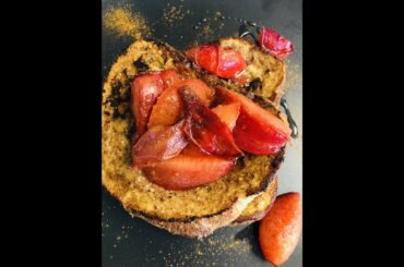 Spiced Healthy Vegan French Toast With Peaches🍑