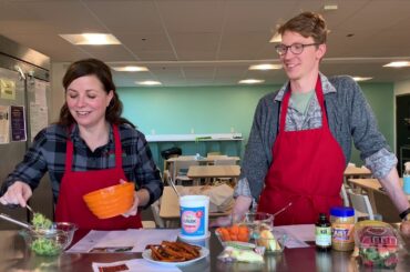 Recipes: Two healthy dips for snacking