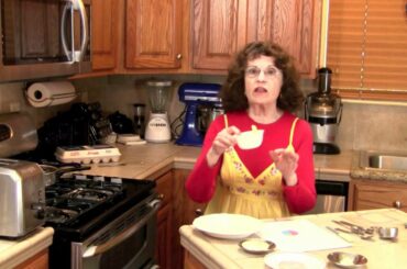 Eggs Benedict for One - Diet Recipes; Healthy Home Cooking, Low-Calorie Lifestyle #