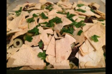 السلطة الصحية  وبمكونات  متوفرة بكل منزل ( Healthy salad )