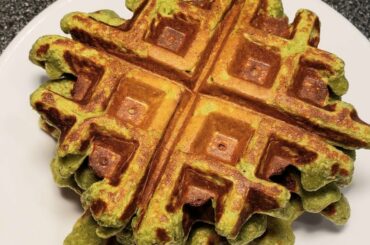Spinach Waffles | Healthy Gluten Free Breakfast Lunch or Snack idea!