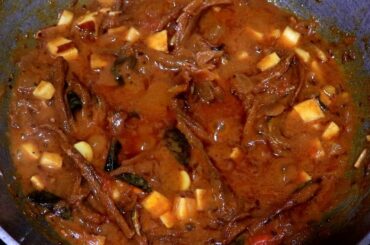 Karuvattu Kulambu | Dry Fish Recipe | Village Seafood Recipes | Spicy Cooking Channel