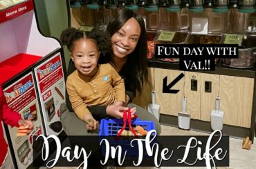 DAY IN THE LIFE WITH A TODDLER | FUN PLAYDATE + DINNER WITH THE GIRLS! | SINGLE MOM VLOG