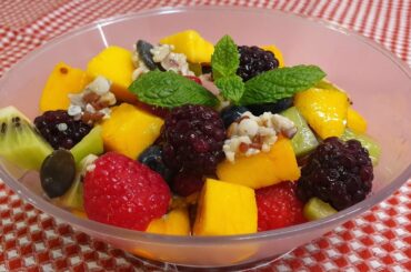 Healthy Fruit Salat with Quinoa ! Delicious Breakfast Idea For Weight Los