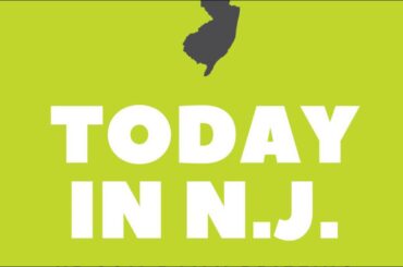 Chili Dog With Irish Soda Bread and a Smoothie Bowl