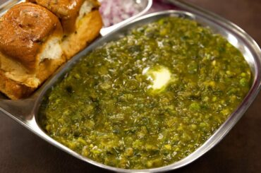 Green Pav Bhaji Recipe - Healthy Street Style Taste - Hariyali Pao Bhajji CookingShooking