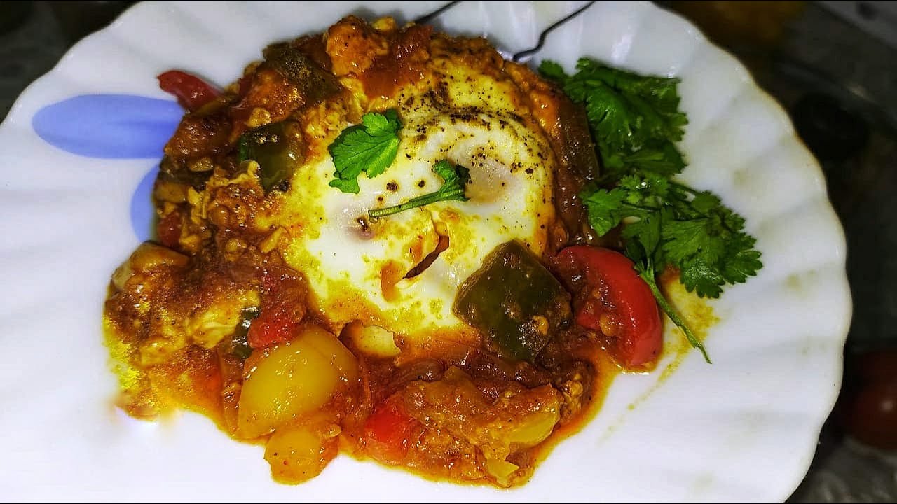 Shakshuka | Poached Eggs | Eggs poached in spicy tomato sauce | Healthy Breakfast recipe Shakshuka | Poached Eggs | Eggs poached in spicy tomato sauce | Healthy Breakfast recipe