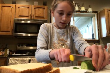 Cooking a healthy lunch w Sophie!