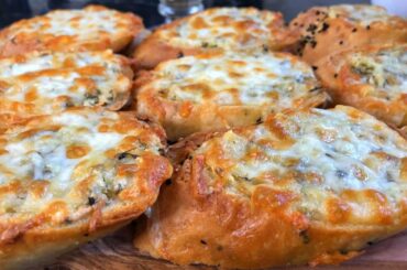 وصفة صحية / شرائح خبز بالزعتر والثوم / Thyme and Garlic Sliced Bread