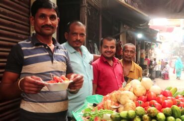 First Time I Saw RAW VEGETABLE SALAD In Kolkata Streets | Rs 20 Only | Kolkata Street Food | India