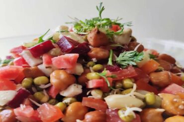 Sprouts Paneer Salad Recipe | Protein Salad | Low Carb Salad Recipe | Healthy Salad | Sprouts Bhel