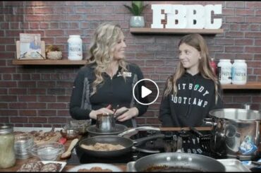 Recipe for HEALTHY Samoas Girl Scout Cookies! And my super easy roasted broccoli soup 😋