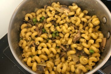 Home Isolation Recipes | Quick Vegetarian Pasta Bake with Crispy Broccoli | Healthy One Pot Recipe