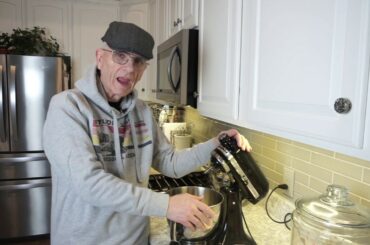 Healthy Almond Bread with B Vitamins