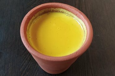 Turmeric Milk || Golden Milk Recipe || Weight Loss Drink || Turmeric Golden Milk