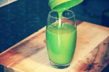 HEALTHY AND EASY SMOOTHIE RECIPE | HEALTHY BREAKFAST IDEAS !! RECIPE