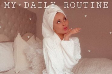 A COSY DAY AT HOME: Life Updates, Baking, Healthy Cooking, Updated Beauty Routine + More ✨