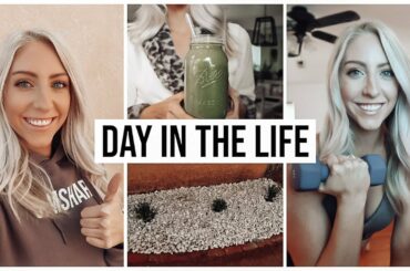 DAY IN THE LIFE | QUARANTINE EDITION | GREEN SMOOTHIE, EASY LUNCH IDEA, WORKING OUT
