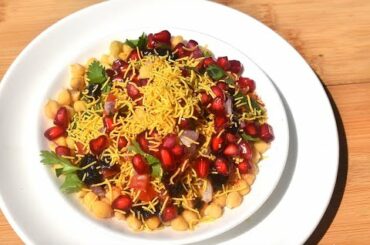 Mini chana chaat [Chickpea chaat]-healthy & instant snack for kids